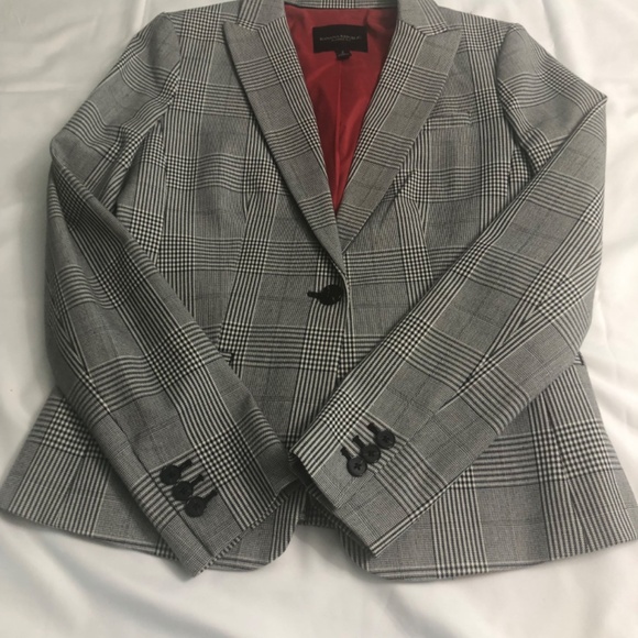 Banana Republic women’s blazer - Picture 8 of 14